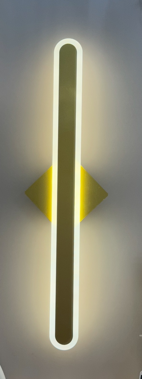 Бра настенный LED, золотистый