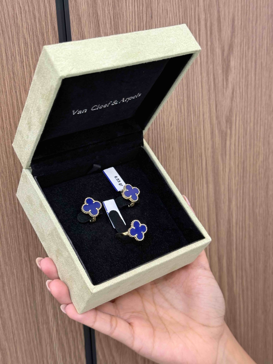 ZOLOTOTREND 033665646 вес 10.07 г золото, агат