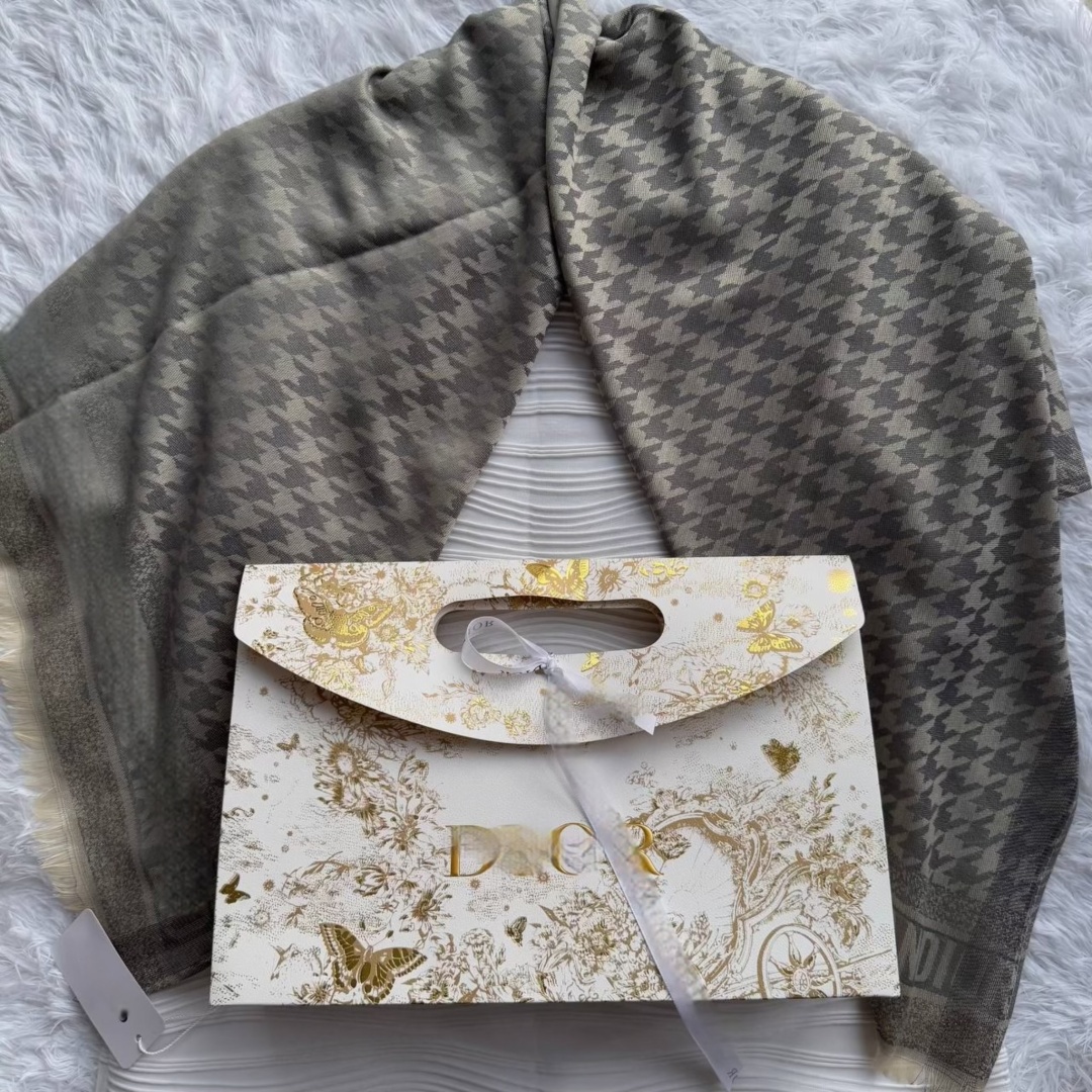 Платок Fashion шелк, кашемир 100 x 100 см