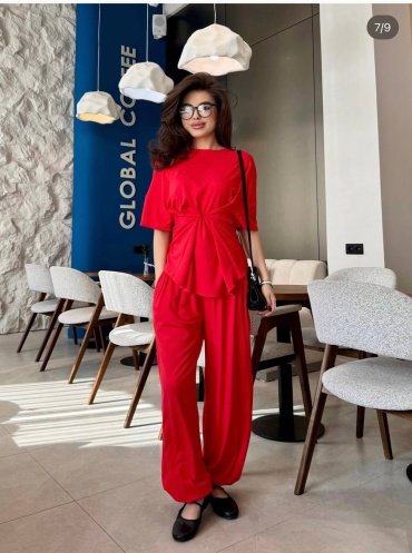 Костюм повседневный Ayka Exclusive красный