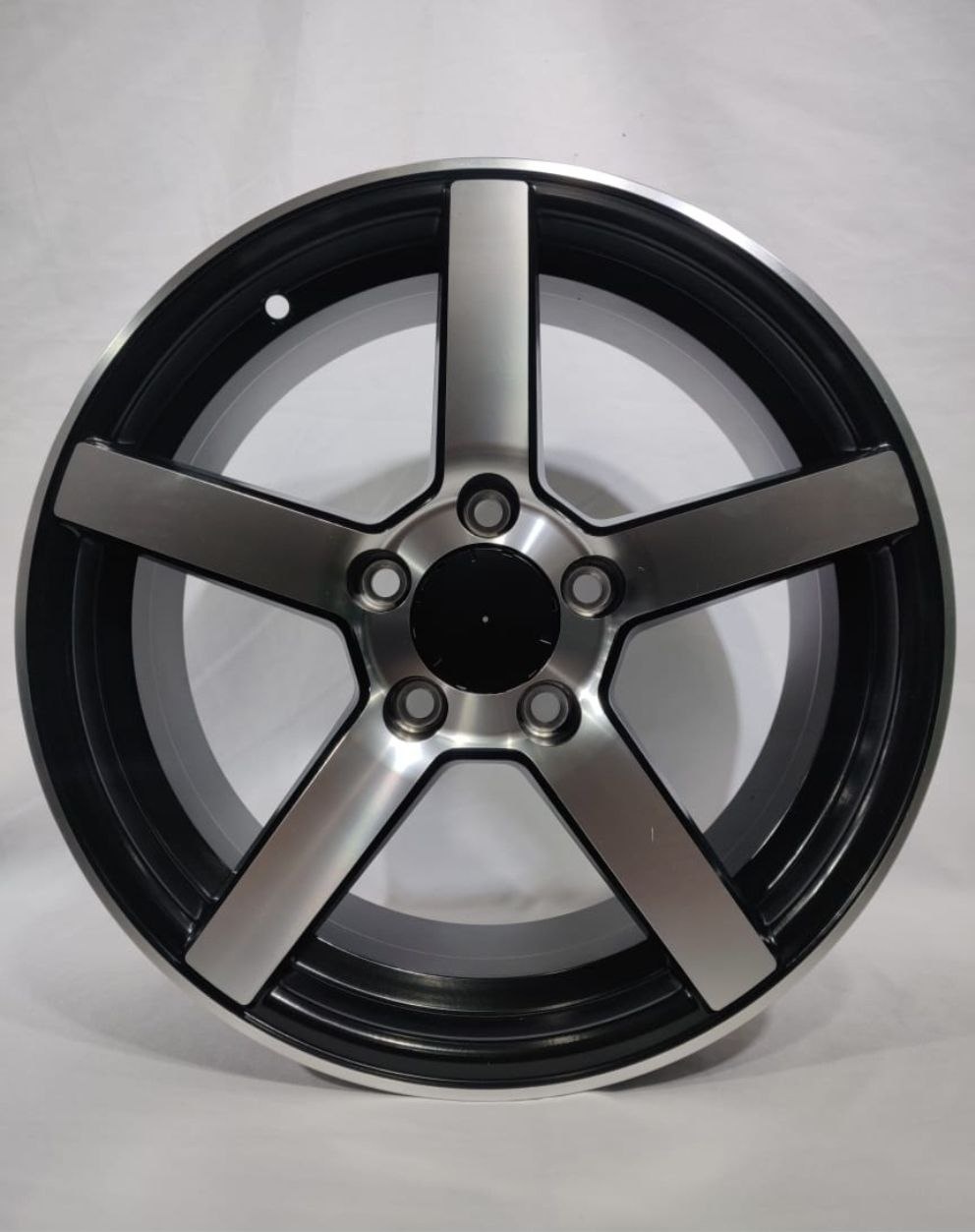 RNO 401 7x16/5x112 D66.6 ET35 4 диска черный