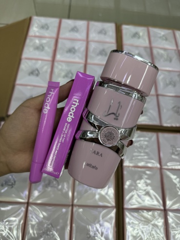 Lattafa Perfumes LATTAFA YARA парфюмерная вода EDP 100 мл, для женщин