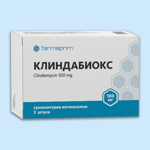 Байланған қыз секс машинасына мойынсұнды