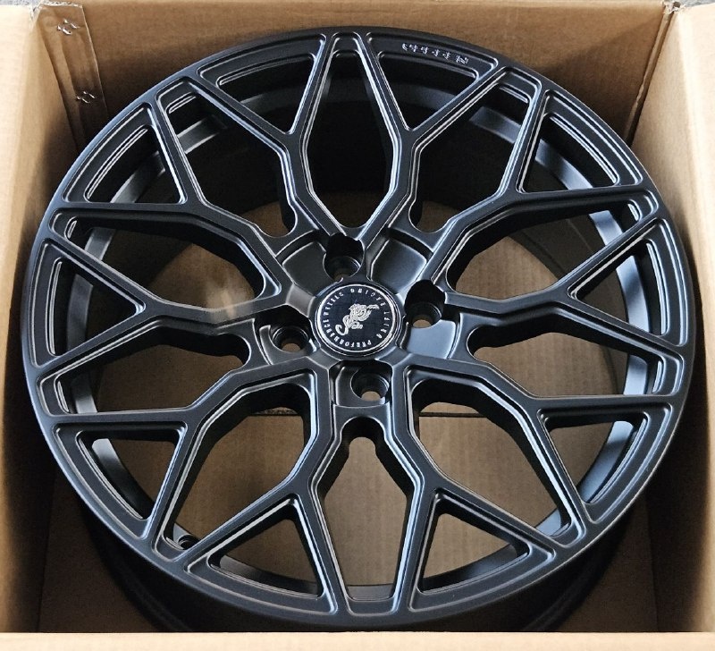 Fonyee 1701 7.5x17/4x100 D67.1 ET35 4 диска черный