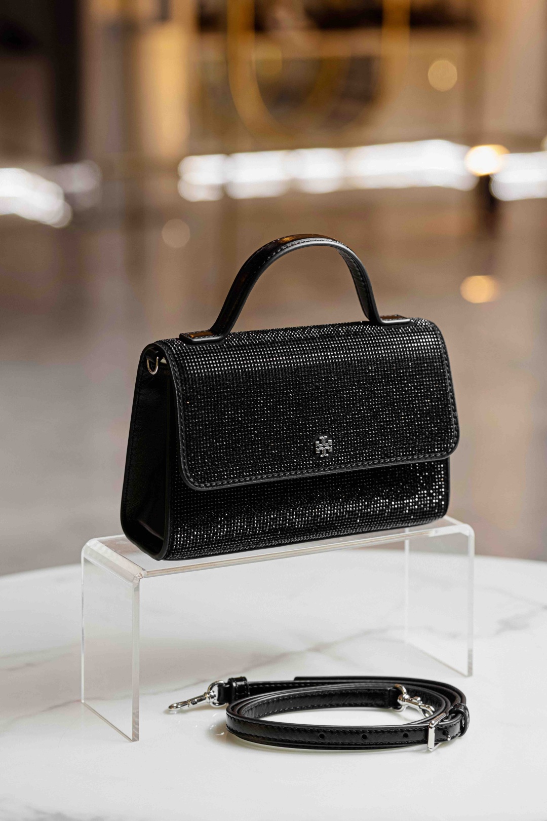 Мини-сумка TORY BURCH натуральная кожа черный