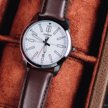 Кварцевые CASIO UM MTP-VD02L-7EUDF нержавеющая сталь