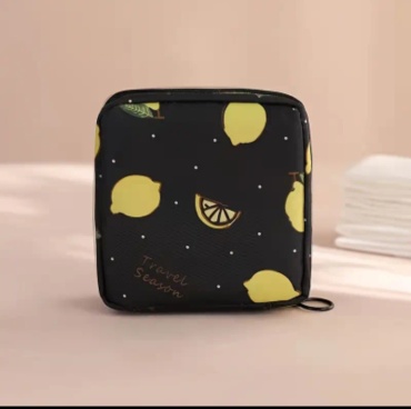Косметичка полиэстер черный 12X12 см