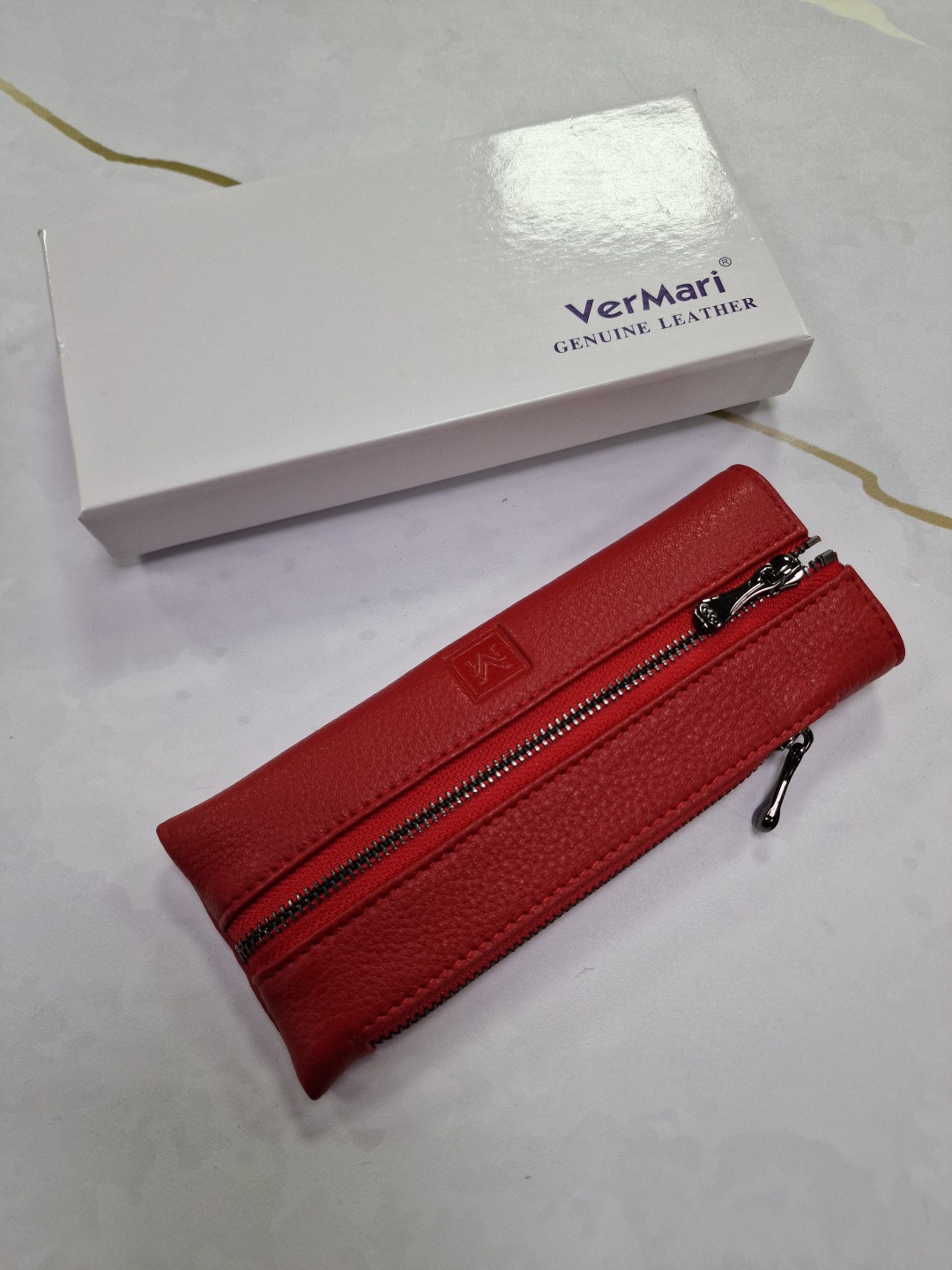 Ключница VerMari натуральная кожа 1 шт
