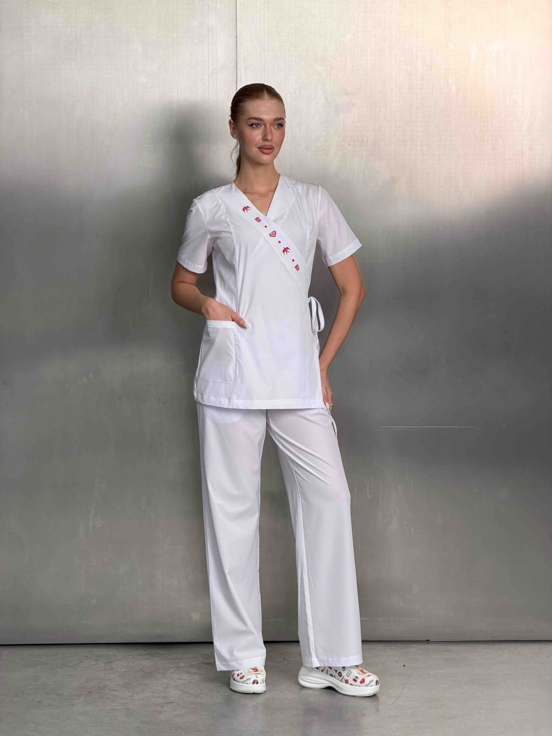 Спецодежда для женщин Qazaq Doctors белый