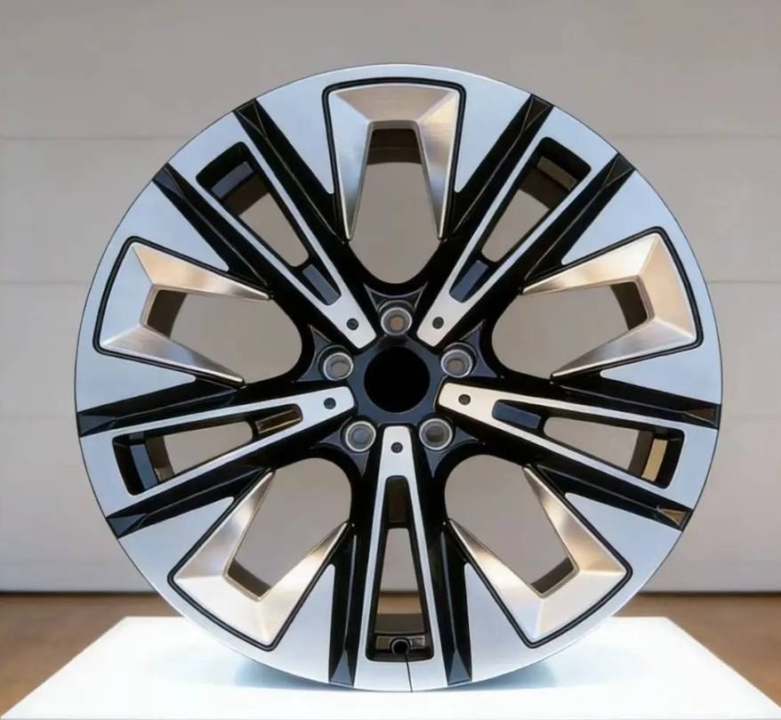 Top Grade BMW 876 8.5/10x20/5x112 D66.6 ET28.46 4 диска черный, золотистый