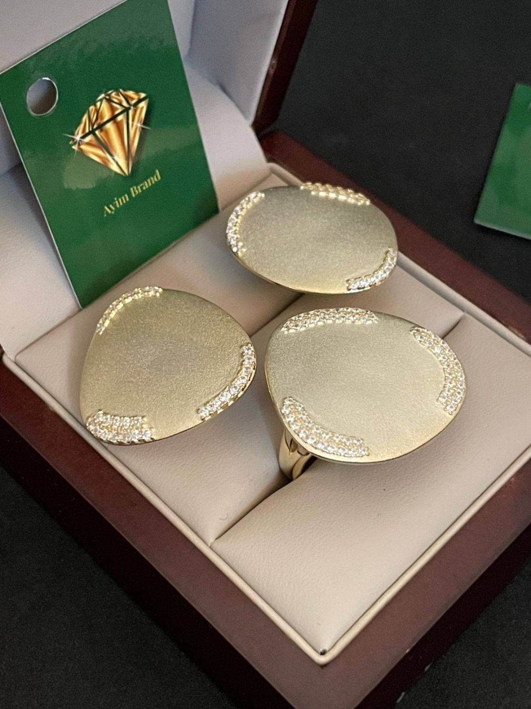 Ayim Brand JJA вес 26 г серебро, без вставок