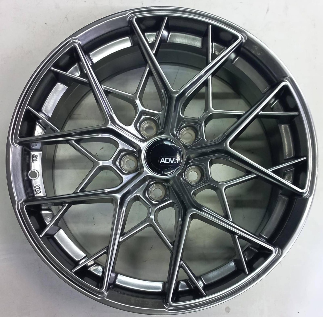HRE HRE 754 7.5x17/5x112 D66.6 ET35 4 диска графит