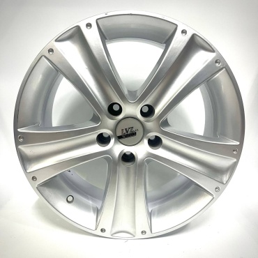 LVZ Консул сильвер 7J х17 РСD 5х130 DIA 84,1 ЕТ35 0757 7x17/5x130 D84.1 ET35 4 диска серебристый