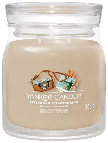 Ароматическая свеча Yankee Candle 1759609E 11 см, 1 шт бежевый