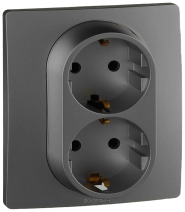 Legrand накладная 2х2К+З Niloe Step, электрический цвет черный