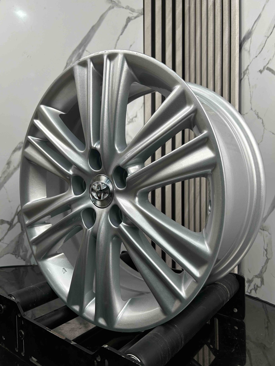 Top Grade EXPR738 7x17/5x114.3 D60.1 ET40 4 диска серебристый