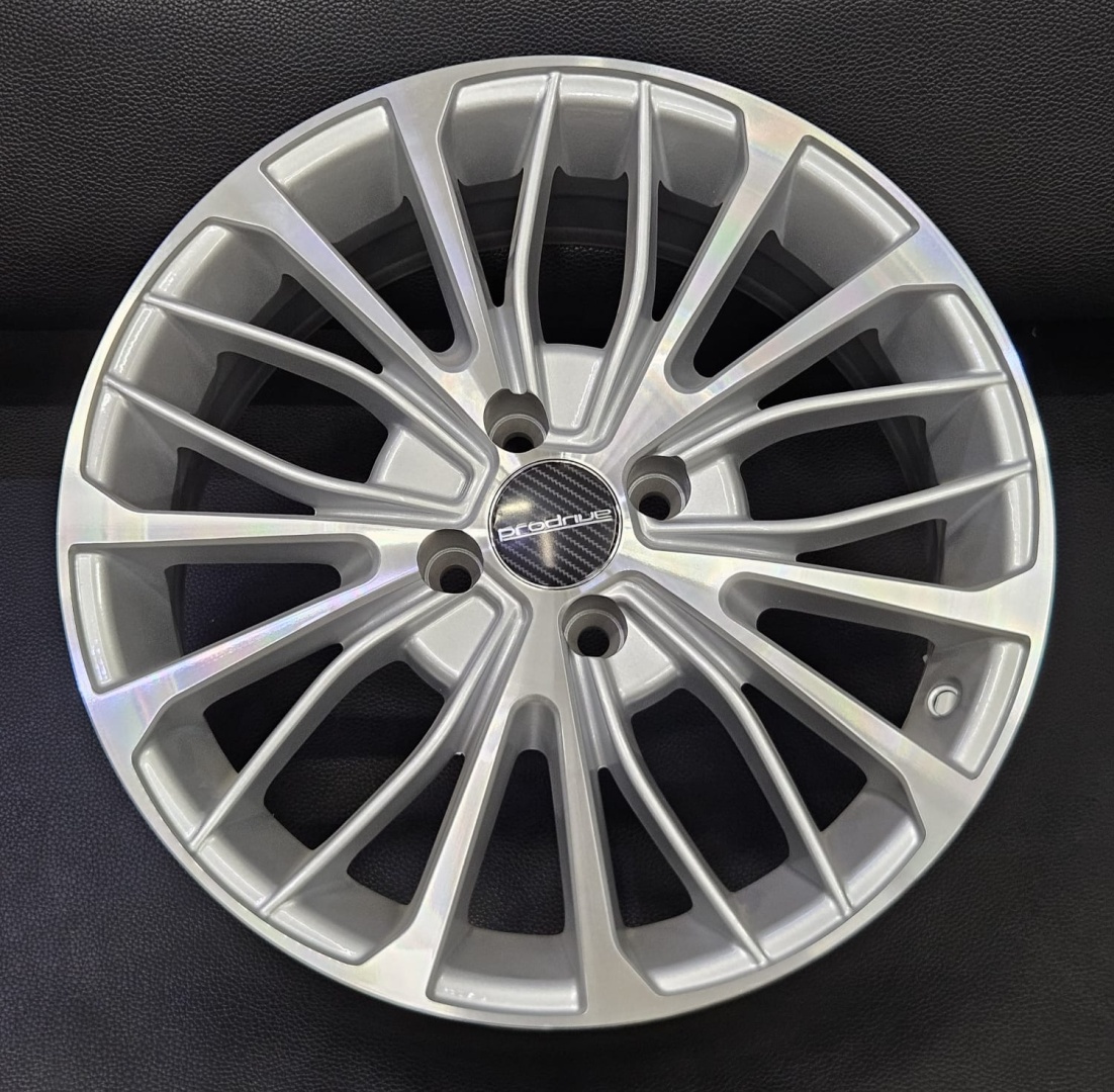 Fonyee SM BK5343B 6.5x16/4x100 D67.1 ET35 4 диска серебристый