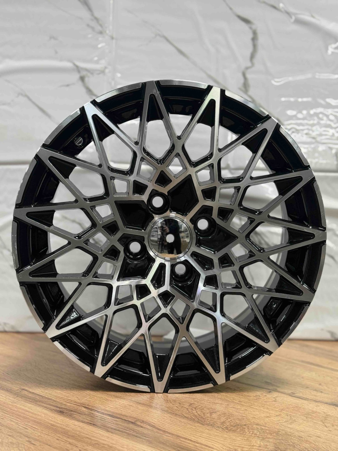 Top Grade 50090 6.5x15/4x100 D67.1 ET35 4 диска черный, серебристый