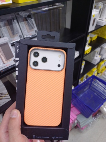 Чехол Mircase для Apple iPhone 17 Pro Max оранжевый