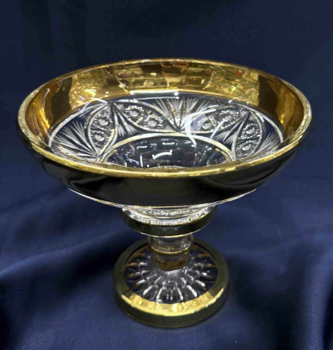 Конфетница Royal Elegance 1810 круглая 1 шт
