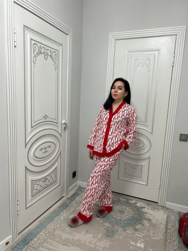 Велюровый халат COCOON красный, розовый