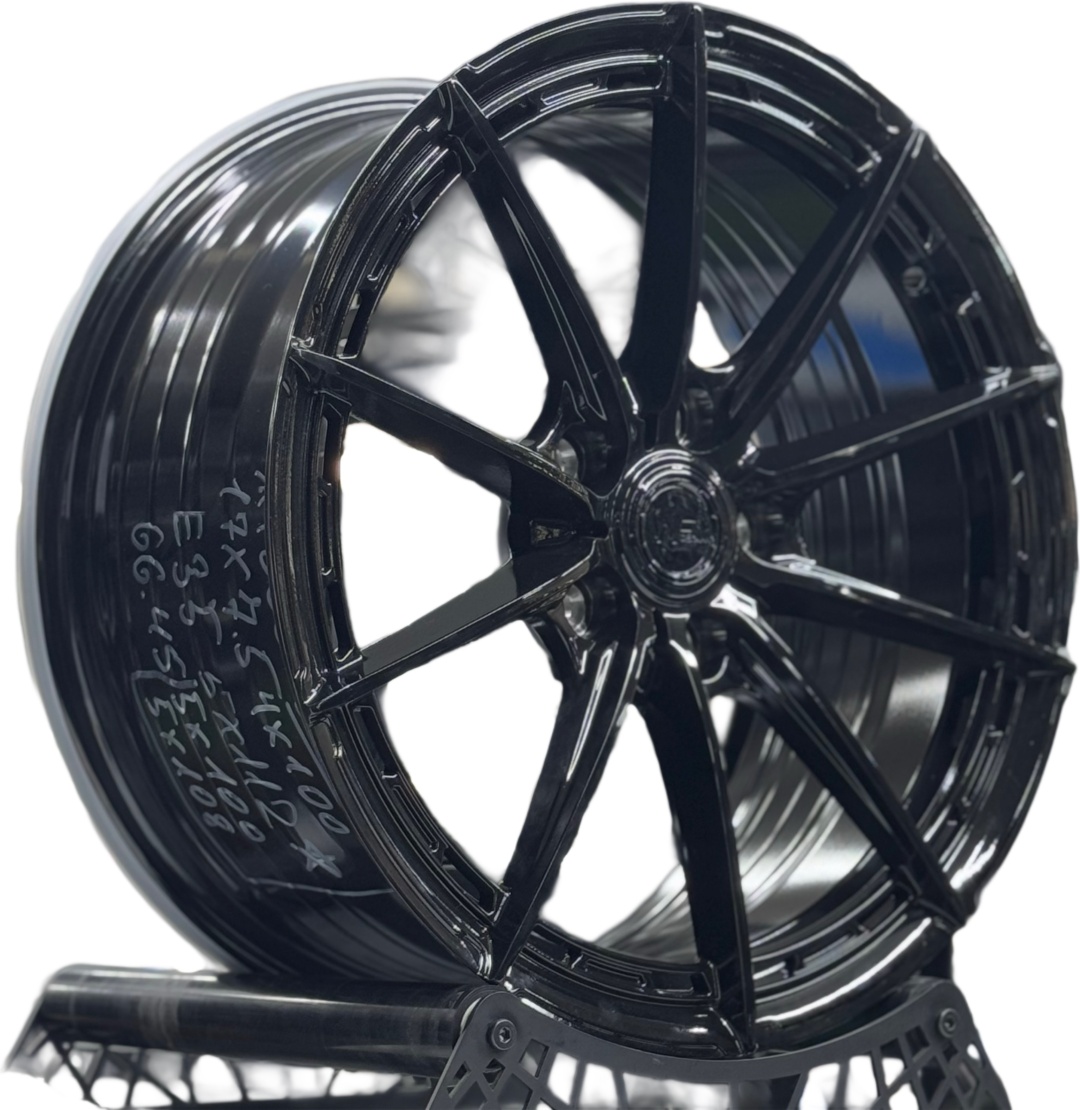 Wheels XF006 7.5x17/5x114.3 D73.1 ET35 4 диска черный