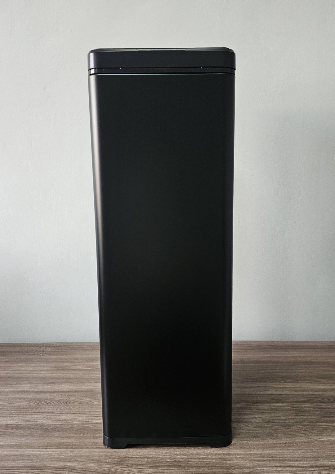 Мусорное ведро с крышкой ZX02 BLACK 50 л