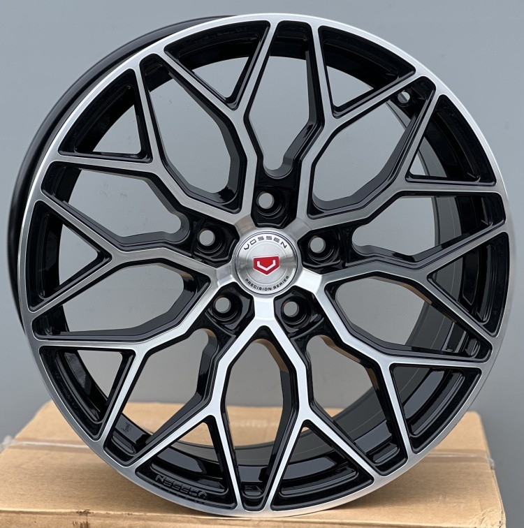 Rainbow VOSSEN 1701 7.5x17/5x114.3 D67.1 ET35 4 диска черный, серебристый