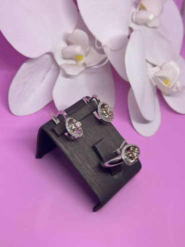 SAR JEWELRY Narhim_G10_0031_8028_18 вес 13.5 г золото, бриллиант
