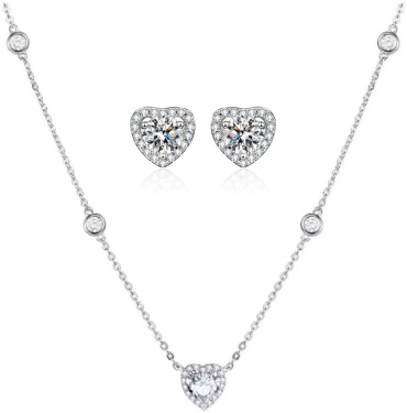 СЕРЕБРИКО СЕРДЕЧКО вес 4 г серебро, фианит