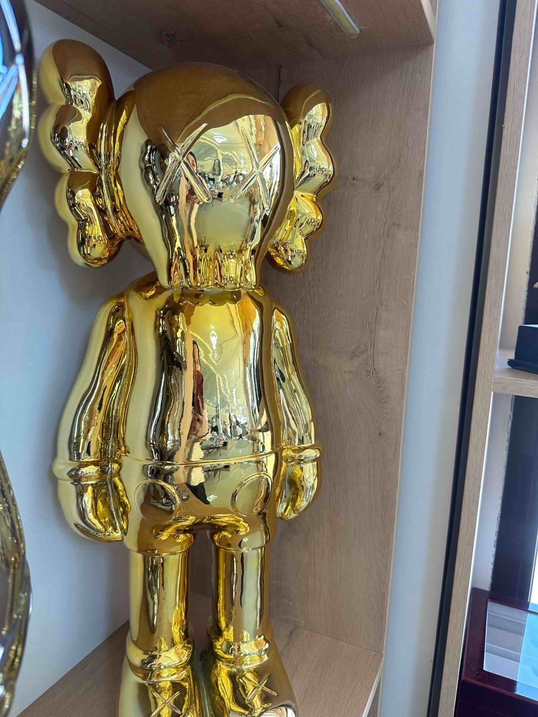 Статуэтка Kaws Gold 70 см, пластик