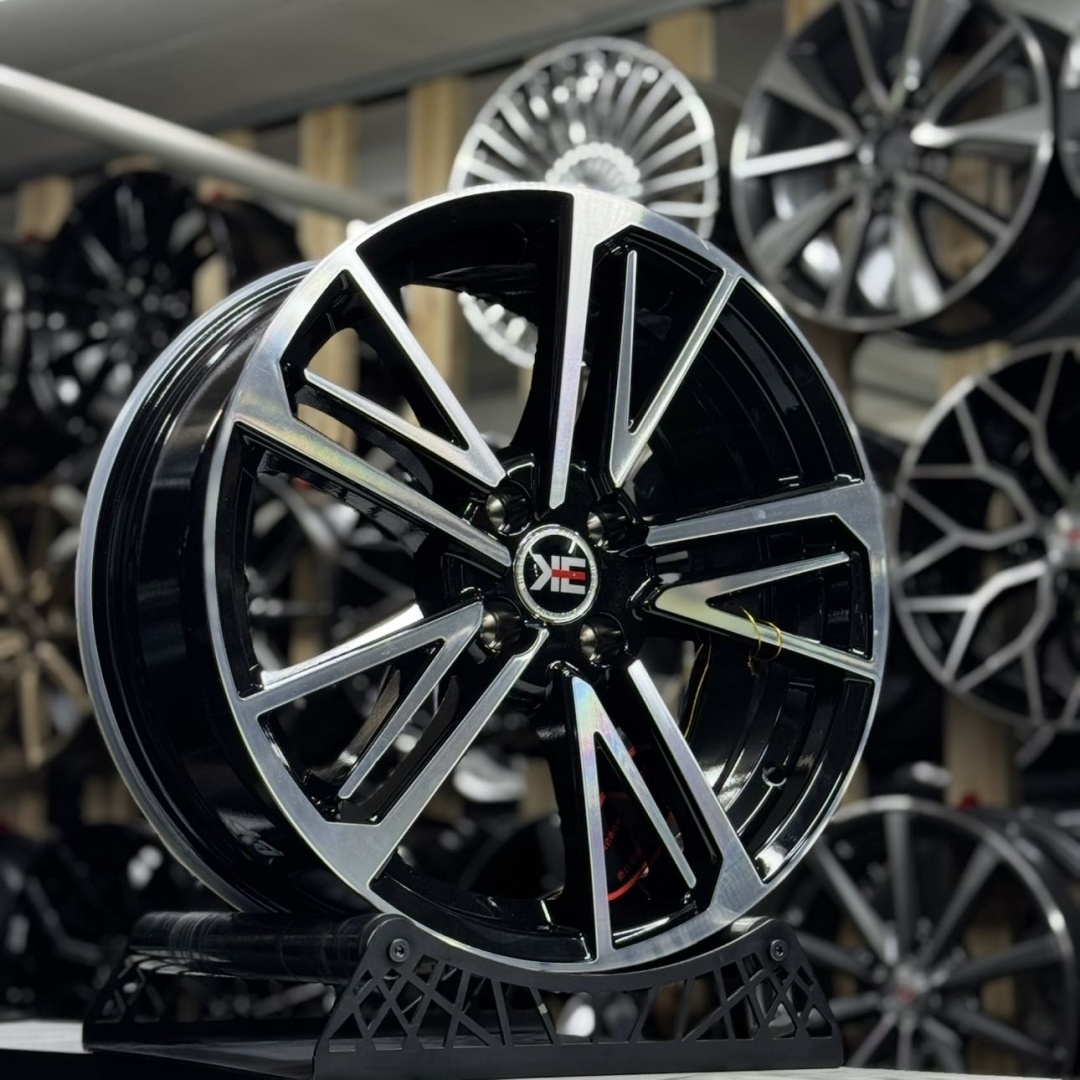 RNO 1344 6.5x16/4x100 D67.1 ET35 4 диска черный, серебристый