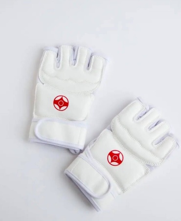 30440831_315164959 Перчатки Karate белый S