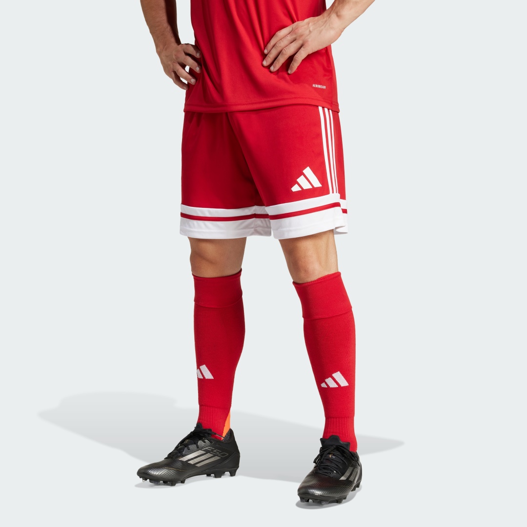 Спортивные шорты adidas красный