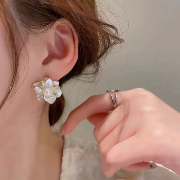 Серьги leMonique бижутерный сплав, без вставок