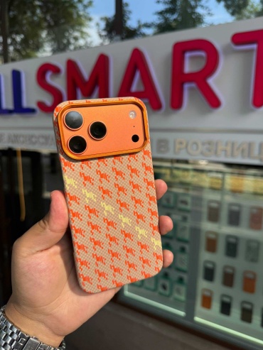 Чехол для Apple iPhone 17 Pro Max оранжевый