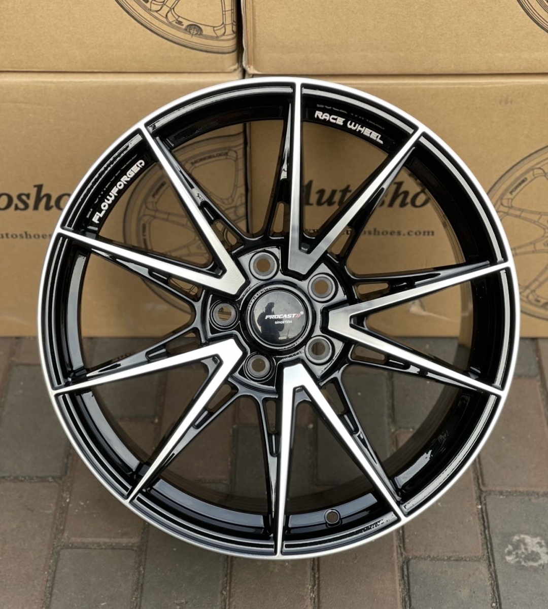 2074 полу ковки облегченные 8.5x19/5x114.3 D67.1 ET35 4 диска графит