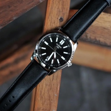 Кварцевые CASIO MTP-VD02L-1EUDF нержавеющая сталь