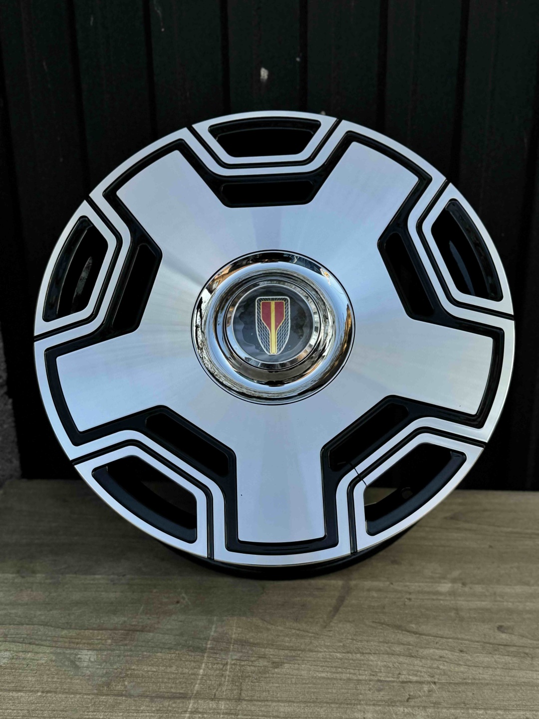Top Grade ковка china cars tj16001 8.5x19/5x114.3 D67.1 ET38 4 диска черный, серебристый
