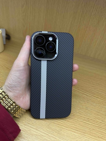 Чехол K-DOO для Apple iPhone 16 черный