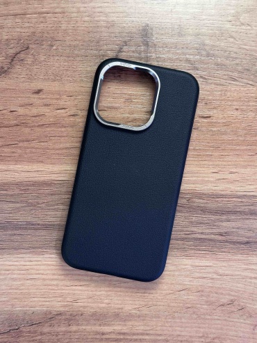Чехол X-LEVEL для Apple iPhone 15 Pro черный