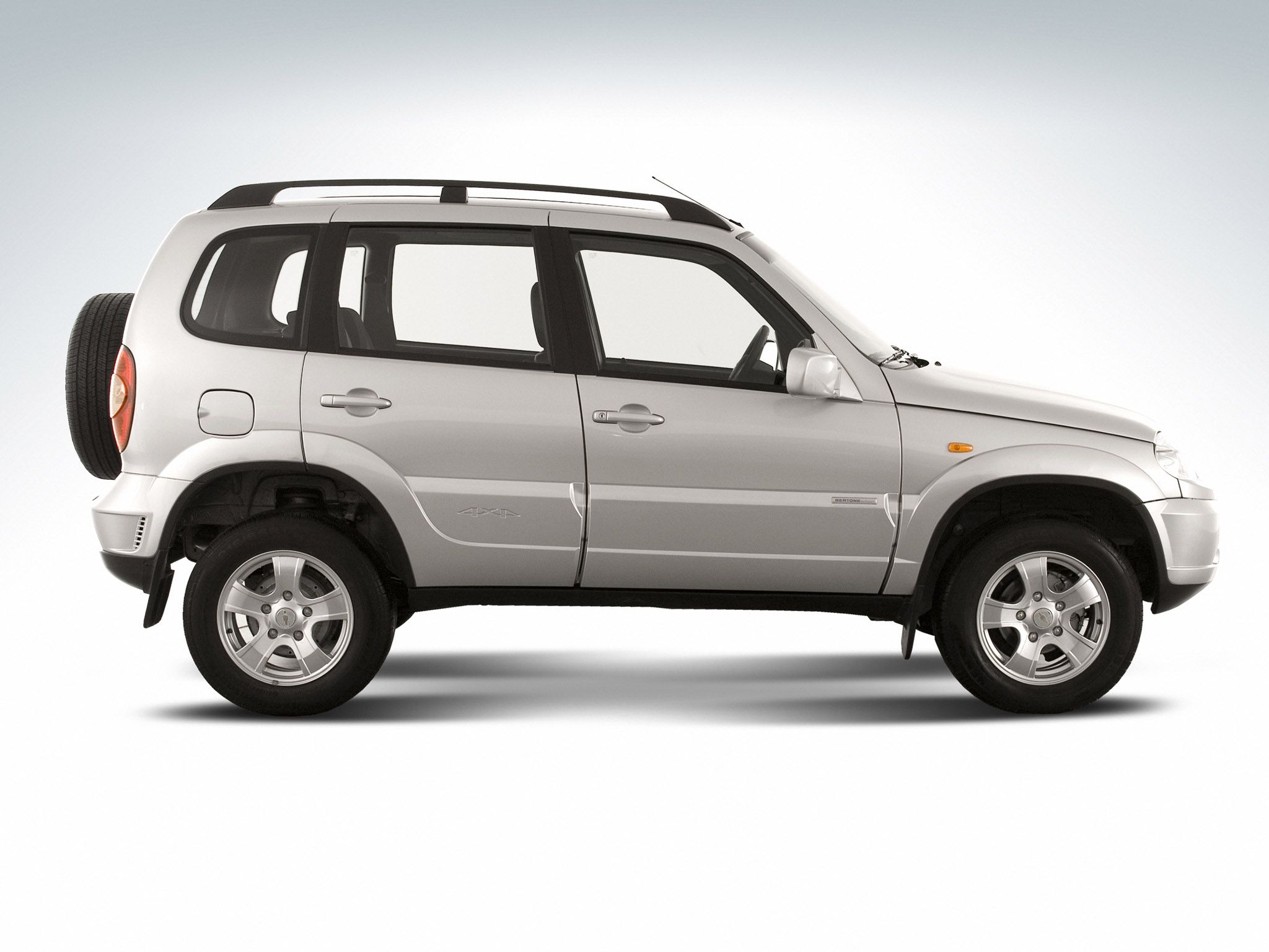 Нива шевроле 4 на 4. Chevrolet Nova. Chevrolet Niva. Chevrolet Niva 2009. Нива Шевроле 2020.